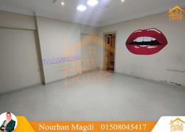 Apartment - 3 bedrooms - 3 bathrooms for للبيع in Abou Quer Road - Zezenia - Hay Sharq - Alexandria