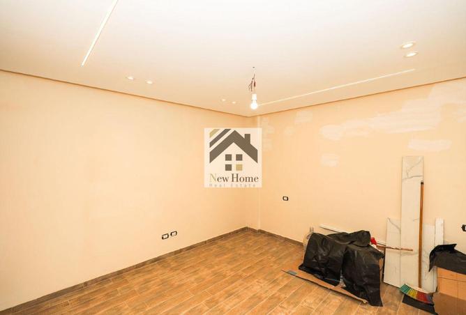 8337598 - Property Image 2