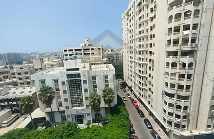 شقة - 3 غرف نوم - 2 حمامات للبيع في شارع ابو قير - جليم - حي شرق - الاسكندرية