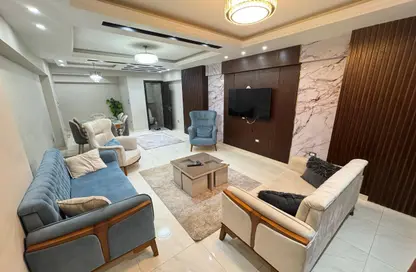 شقة - 3 غرف نوم - 3 حمامات للايجار في شارع المسجد الاقصي - المهندسين - الجيزة