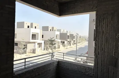 Villa - 4 Bedrooms - 3 Bathrooms for sale in Palm Hills Golf Extension - Al Wahat Road - 6 October City - Giza