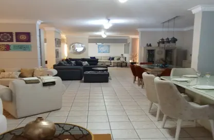 Half Floor - Studio - 1 Bathroom for rent in Nasr City - Cairo