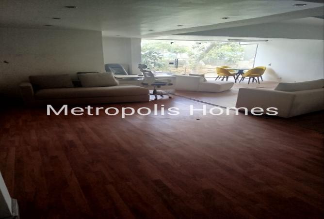8102746 - Property Image 3