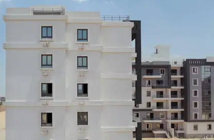 Apartment - 3 Bedrooms - 3 Bathrooms for sale in بوابة النعيم - Riviera City - Sheikh Zayed City - Giza