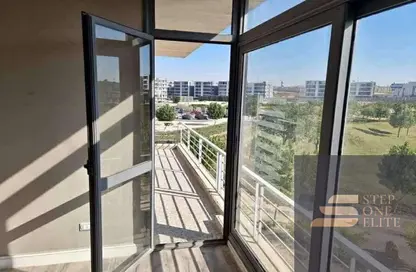 Apartment - 2 Bedrooms - 2 Bathrooms for sale in Taj City - 5th Settlement Compounds - The 5th Settlement - New Cairo City - Cairo