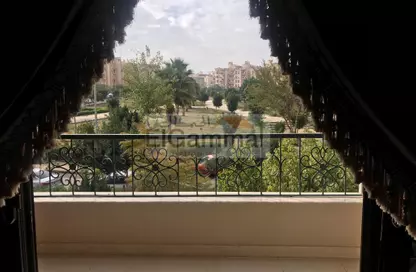 Apartment - 4 Bedrooms - 2 Bathrooms for sale in District 5 - The 5th Settlement - New Cairo City - Cairo