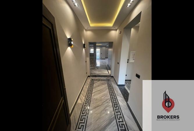 8175933 - Property Image 2