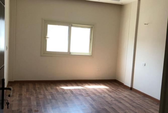 8391730 - Property Main Image