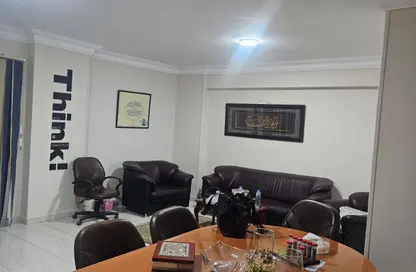 مساحات مكتبية - استوديو - 2 حمامات للايجار في المستثمر الصغير - الحي العاشر - الشيخ زايد - الجيزة مساحات مكتبية - استوديو - 2 حمامات للايجار في المستثمر الصغير - الحي العاشر - الشيخ زايد - الجيزة