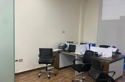 مساحات مكتبية - استوديو - 4 حمامات للايجار في شارع ال ٩٠ الجنوبي - شارع التسعين الجنوبي - التجمع الخامس - مدينة القاهرة الجديدة - القاهرة