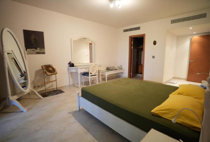 7920710 - Property Image 2