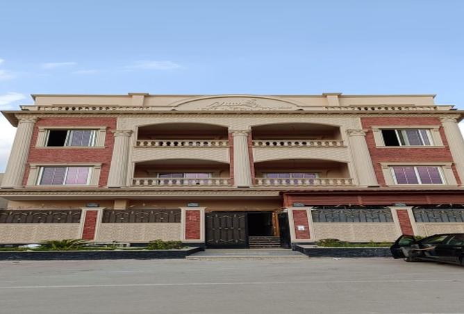 8322943 - Property Image 2