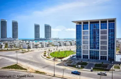Office Space - Studio - 2 Bathrooms for sale in Mazarine - New Alamein City - Al Alamein - North Coast