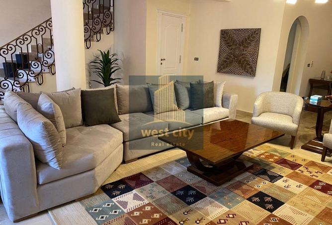 8093675 - Property Image 2