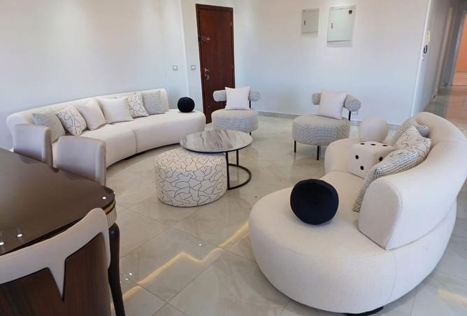 8254022 - Property Image 2