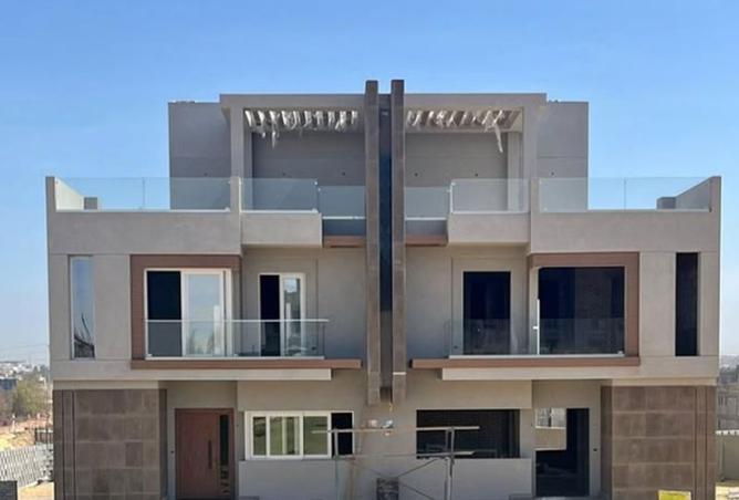 8108563 - Property Image 2