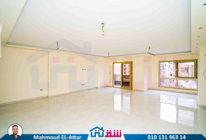 8220542 - Property Image 2