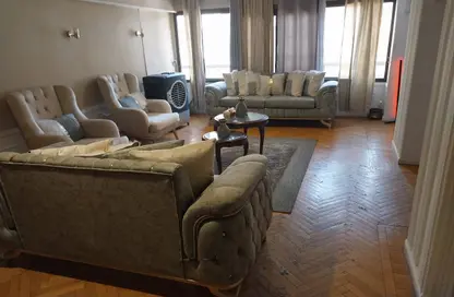 Apartment - 3 Bedrooms - 2 Bathrooms for rent in Hassan Gamal Al Din St. - 6th Zone - Nasr City - Cairo