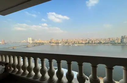 Apartment - 4 Bedrooms - 5 Bathrooms for sale in Nile St. - Dokki - Giza