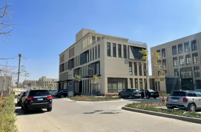 بناية كاملة - استوديو - 4 حمامات للايجار في ديستريكت 5 - كمبوندات التجمع الخامس - التجمع الخامس - مدينة القاهرة الجديدة - القاهرة