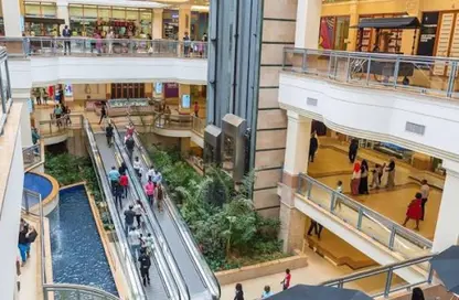 محل تجاري - استوديو - 1 حمام للايجار في ويست جايت - كمبوندات 6 أكتوبر - مدينة 6 أكتوبر - الجيزة