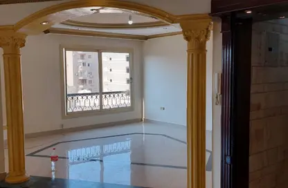 Apartment - 3 Bedrooms - 2 Bathrooms for rent in Makram Ebeid St. - 6th Zone - Nasr City - Cairo