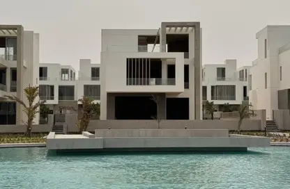 فيلا - 5 غرف نوم - 6 حمامات للبيع في نيو جيزة - طريق مصر اسكندرية الصحراوي - مدينة 6 أكتوبر - الجيزة