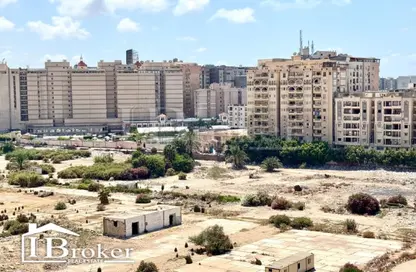 Apartment - 2 Bedrooms - 1 Bathroom for sale in Al Nasr St. - Smouha - Hay Sharq - Alexandria