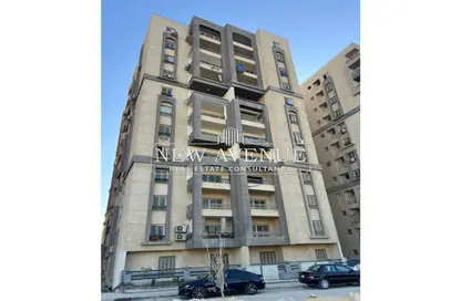 Apartment - 3 Bedrooms - 2 Bathrooms for sale in Degla Class - Zahraa El Maadi - Hay El Maadi - Cairo