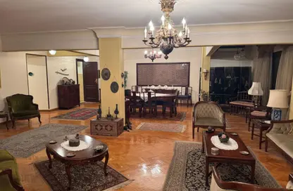 شقة - 3 غرف نوم - 2 حمامات للايجار في شارع نبيل الوقاد - ارض الجولف - مصر الجديدة - القاهرة