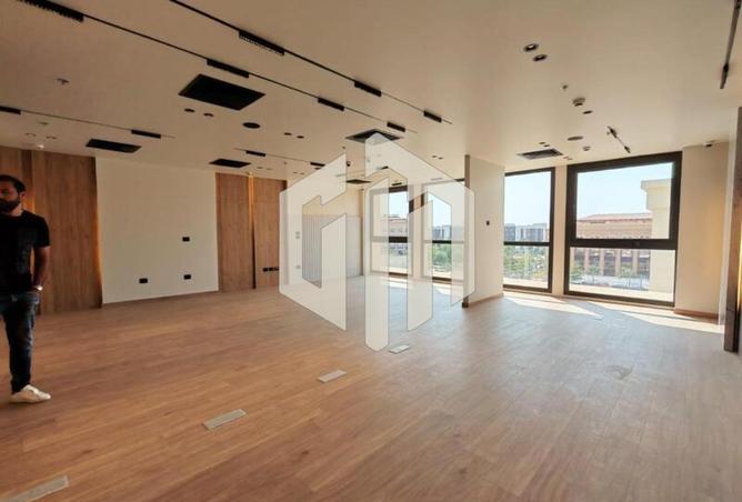 8177960 - Property Image 2