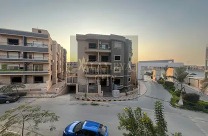 Apartment - 2 Bedrooms - 1 Bathroom for sale in Bank Center Street - South Teseen St. - The 5th Settlement - New Cairo City - Cairo