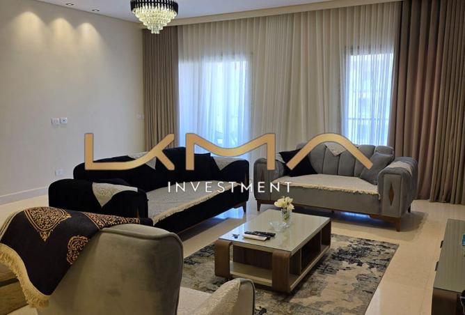 8268900 - Property Image 2