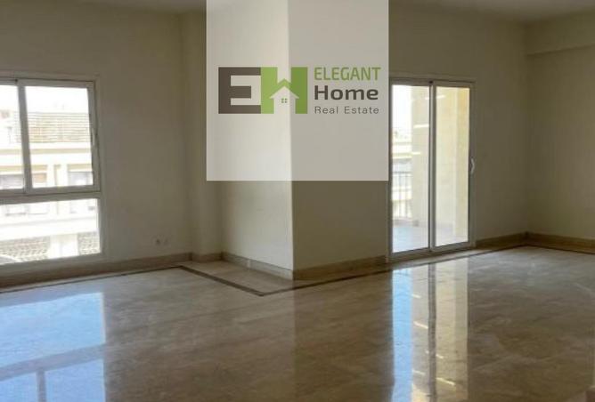 8286700 - Property Image 3