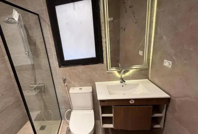 8318836 - Property Image 3