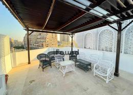 Penthouse - 1 bedroom - 1 bathroom for للايجار in Ahmed Heshmat St. - Zamalek - Cairo