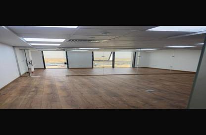 Office Space - Studio - 1 Bathroom for rent in Hyde Park Business District Mall - South Teseen St. - The 5th Settlement - New Cairo City - Cairo
