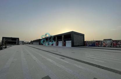 Retail - Studio - 3 Bathrooms for rent in City Walk Strip - Waslet Dahshur Road - Sheikh Zayed City - Giza