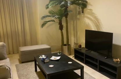 Apartment - 2 Bedrooms - 1 Bathroom for sale in Palm Hills New Cairo - 5th Settlement Compounds - The 5th Settlement - New Cairo City - Cairo
