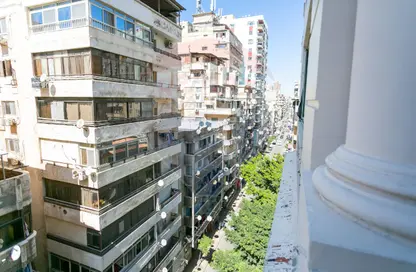 Apartment - 5 Bedrooms - 4 Bathrooms for sale in Port Said St. - Sporting - Hay Sharq - Alexandria