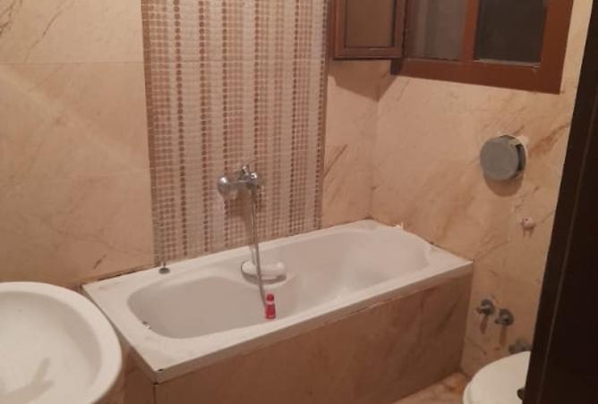 8158999 - Property Image 2