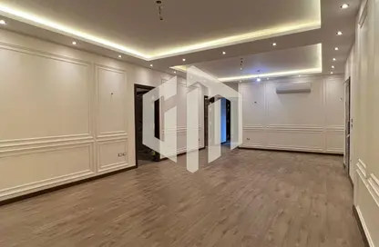 Apartment - 4 Bedrooms - 3 Bathrooms for rent in Lake View Residence - 5th Settlement Compounds - The 5th Settlement - New Cairo City - Cairo