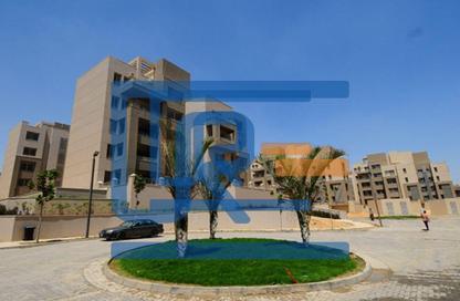 Apartment - 2 Bedrooms - 2 Bathrooms for sale in Palm Hills Village Gate - South Investors Area - New Cairo City - Cairo