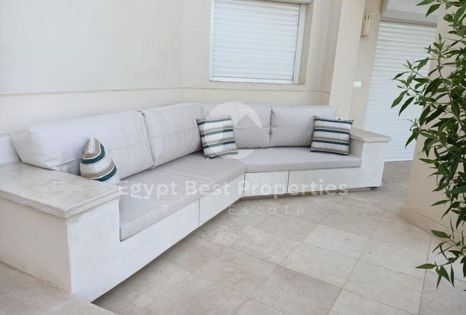 7929938 - Property Image 3