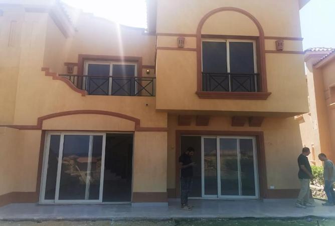 Chalet - 3 Bedrooms - 2 Bathrooms for sale in La Vista Topaz - La Vista - Al Ain Al Sokhna - Suez
