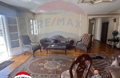 Apartment - 4 Bedrooms - 2 Bathrooms for sale in Kafr Abdo St. - Kafr Abdo - Roushdy - Hay Sharq - Alexandria