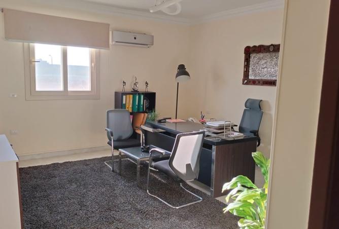 8372977 - Property Image 2