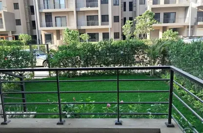 Apartment - 2 Bedrooms - 2 Bathrooms for sale in Fifth Square - The 5th Settlement - New Cairo City - Cairo