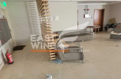 مساحات مكتبية - استوديو - 1 حمام للايجار في شارع مجمع البنوك - شارع التسعين الجنوبي - التجمع الخامس - مدينة القاهرة الجديدة - القاهرة