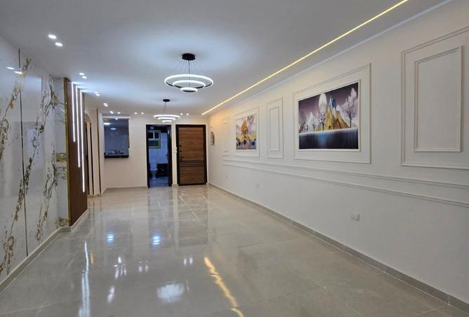 8021015 - Property Image 3